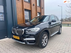 BMW X3 - XDrive20i High Executive l HUD l pano l trekhaak l leer l X-LINE