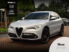 Alfa Romeo Stelvio - 2.2 JTD Sprint MY21 | Draadloos laden | Carplay | Velocest. | TI Diff. | Leer | Elekst. |