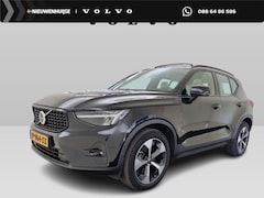 Volvo XC40 - 2.0 B3 Ultimate Dark | Adaptieve Cruise Control | Panoramadak | Lederen Bekleding | Stoel