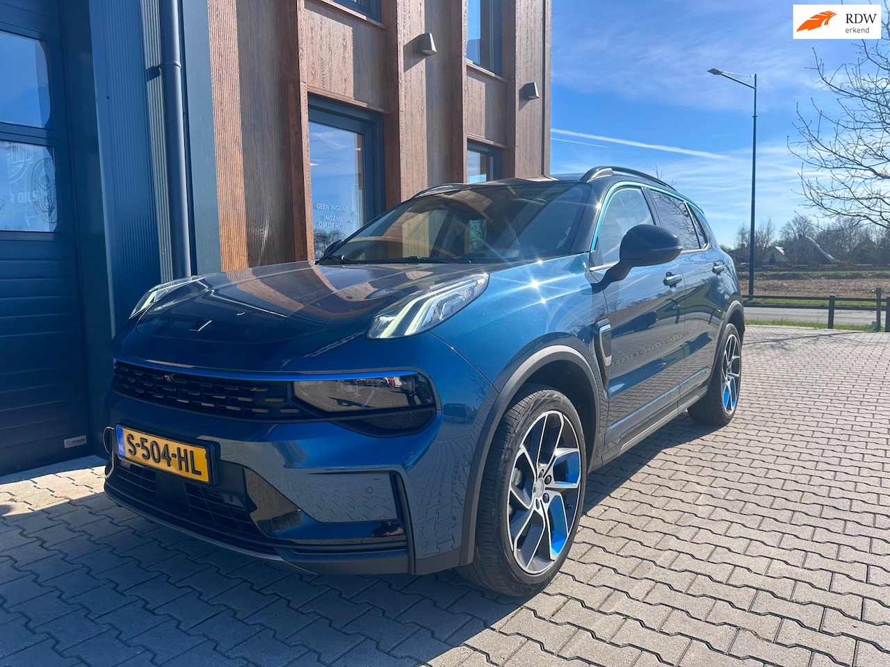 Lynk & Co 01 - 1.5 l 360 camera l stoelverwarming 54818km ! - AutoWereld.nl