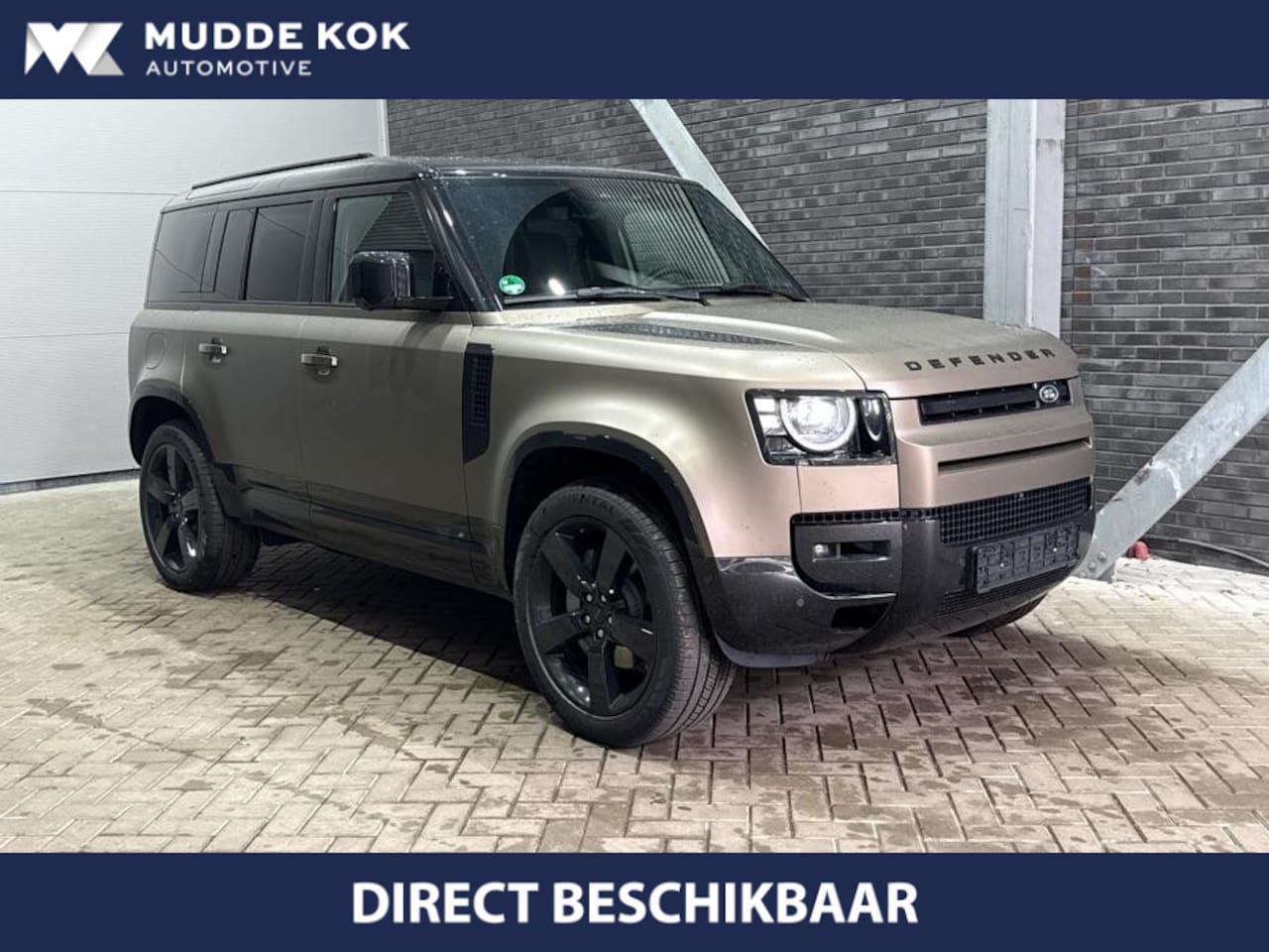 Land Rover Defender 110 - 2.0 P300e X-Dynamic HSE | SATIN | Luchtvering | Panoramadak | Trekhaak | 360° Camera | Hea - AutoWereld.nl
