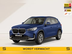 BMW X1 - XDrive25e|Pano|Acc+|Camera|Dealer onderhouden|NEW Mod