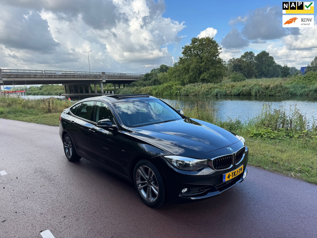 BMW 3-serie Gran Turismo - 320i Sport Business |Pano|Luxe|NL Auto| - AutoWereld.nl