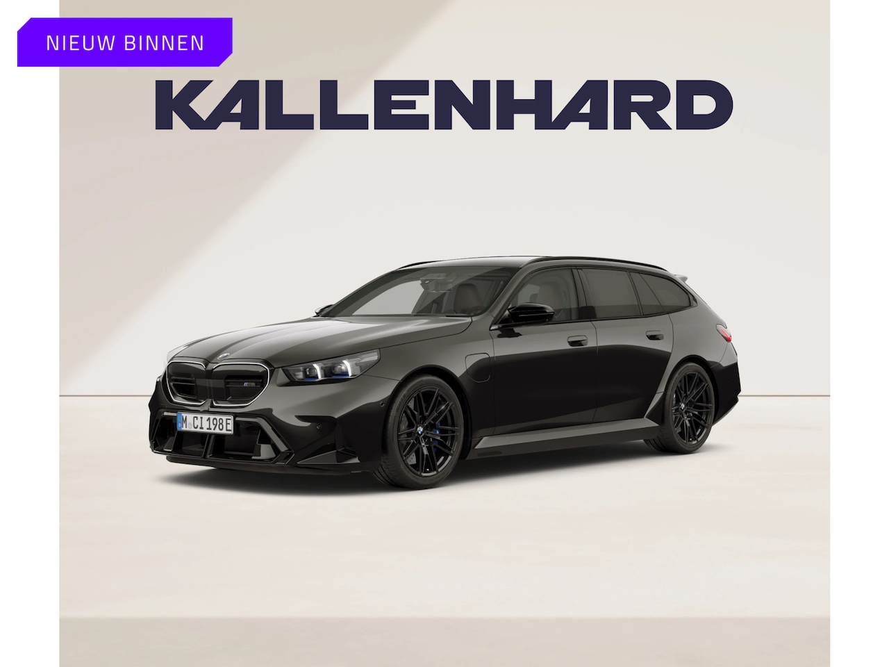 BMW 5-serie Touring - M5 - Pano - Trekhaak - Bowers & Wilkins - AutoWereld.nl