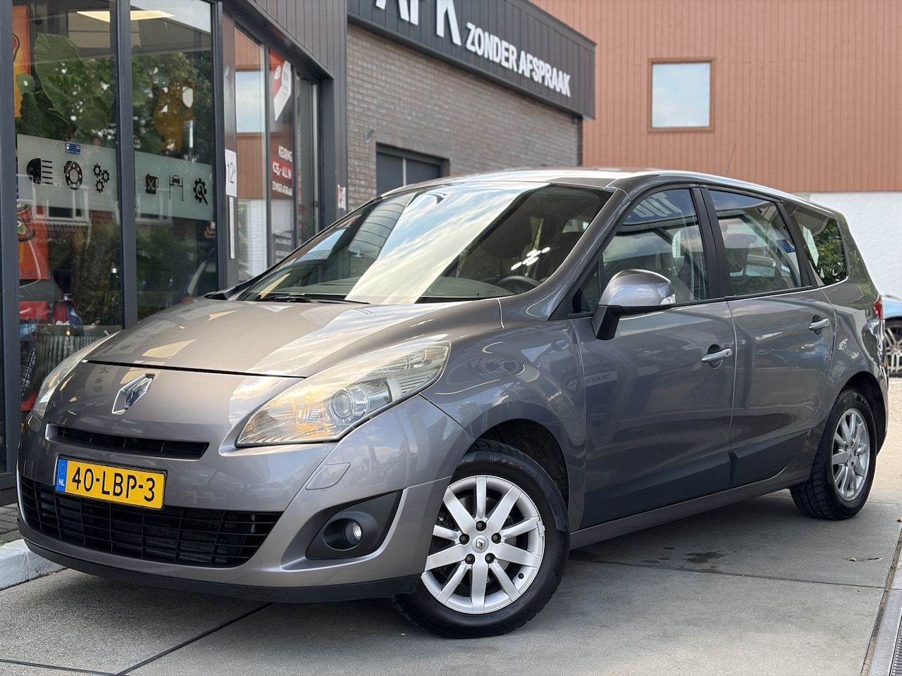 Renault Grand Scénic - 1.4 TCe Expression 7p. 1.4 TCe Expression 7p. - AutoWereld.nl