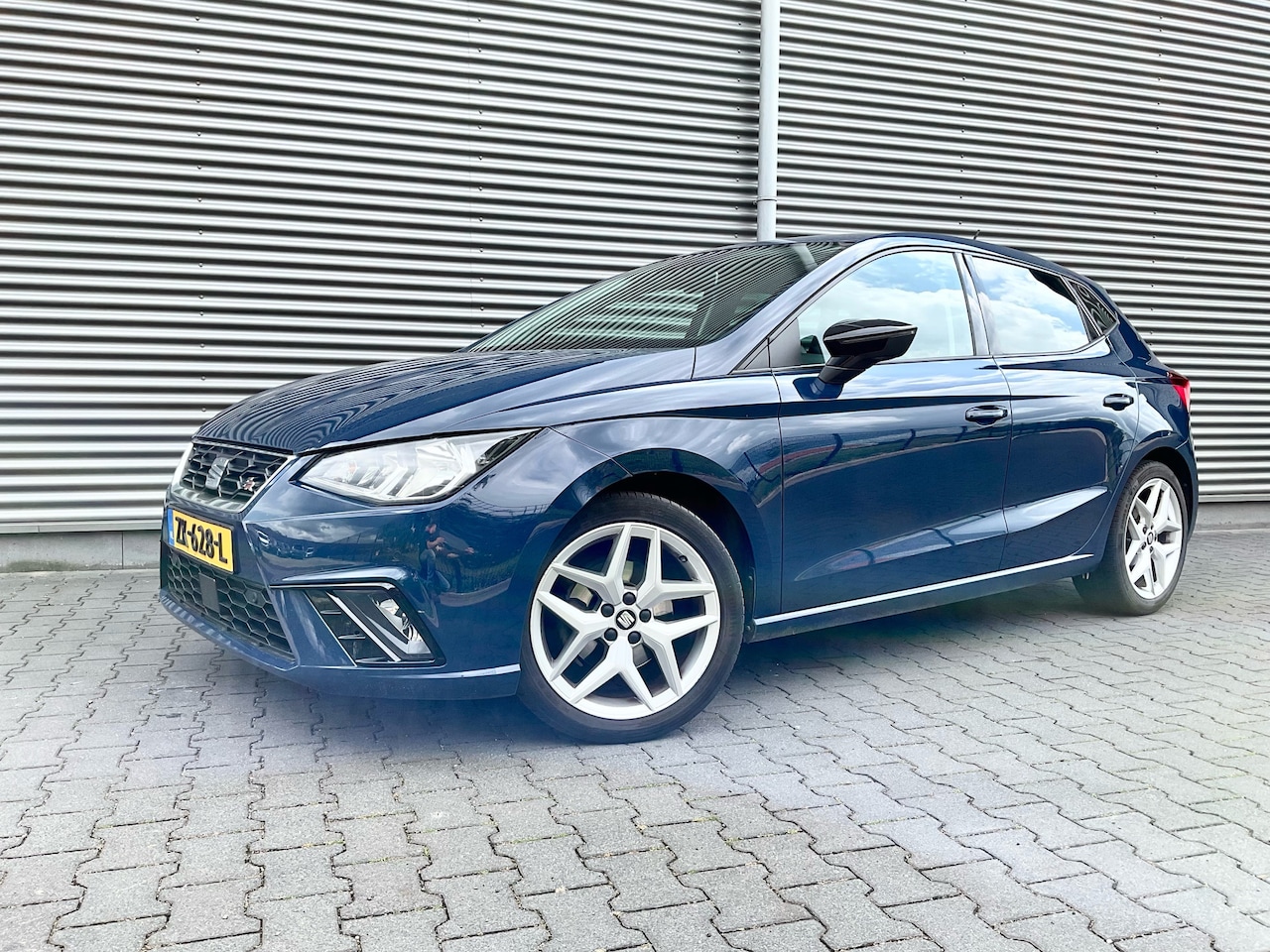 SEAT Ibiza - 1.0 TSI 115pk FR Business Intense automaat - AutoWereld.nl