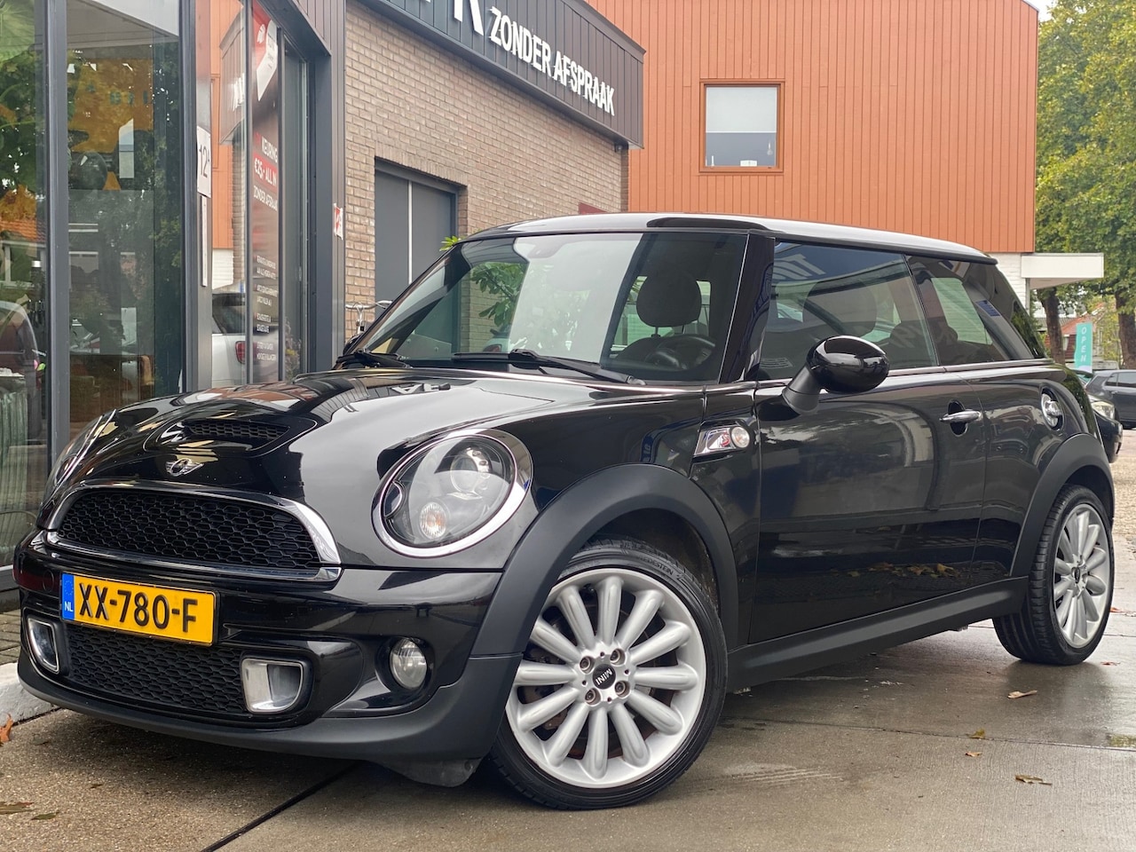 MINI Cooper S - Mini 1.6 Chili | Pano| H&K audio |Stoelverw. - AutoWereld.nl