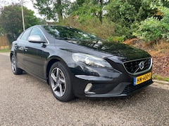 Volvo V40 - 2.0 D2 R-Design Business, BJ` 2015, Trekhaak