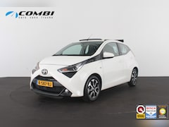 Toyota Aygo - 1.0 VVT-i x-joy > Schuifdak/Camera/Navigatie via (Apple CarPlay / Android Auto)