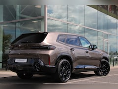 BMW XM - PHEV 50e / Trekhaak / M Multifunctionele Stoelen / Bowers & Wilkins / Adaptief M Onderstel