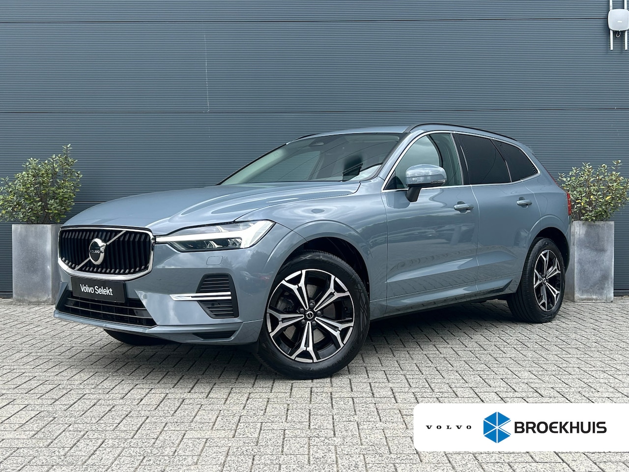 Volvo XC60 - 2.0 B5 Momentum Business | Memory | Trekhaak | Standkachel | Pilot Assist | Stoel- & stuur - AutoWereld.nl