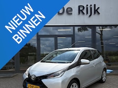 Toyota Aygo - 1.0 VVT-i x-play AUTOMAAT