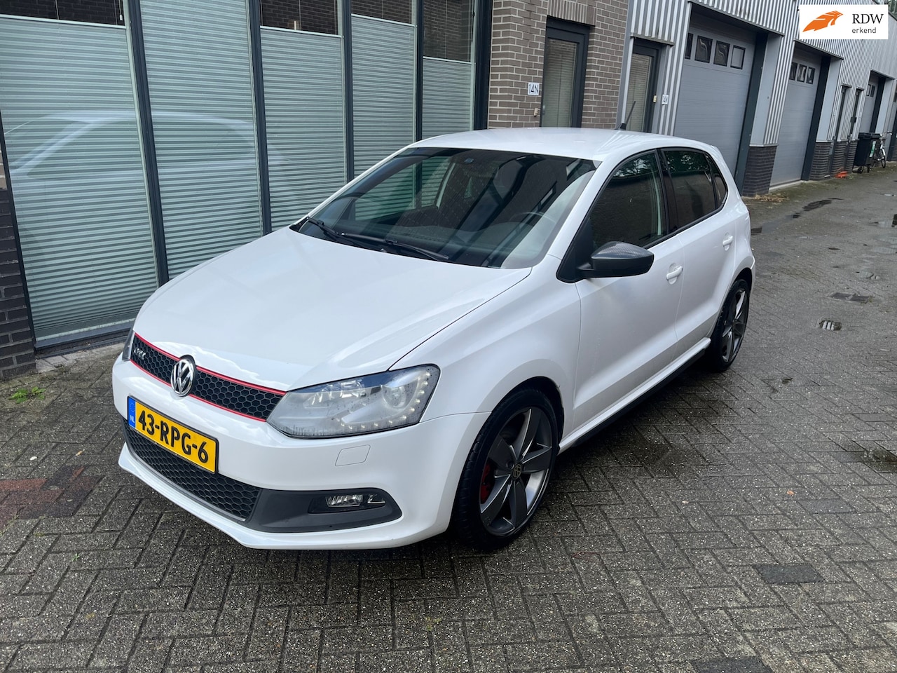 Volkswagen Polo - 1.4 TSI GTI! AUTOMAAT! Parksensoren! Airco! - AutoWereld.nl