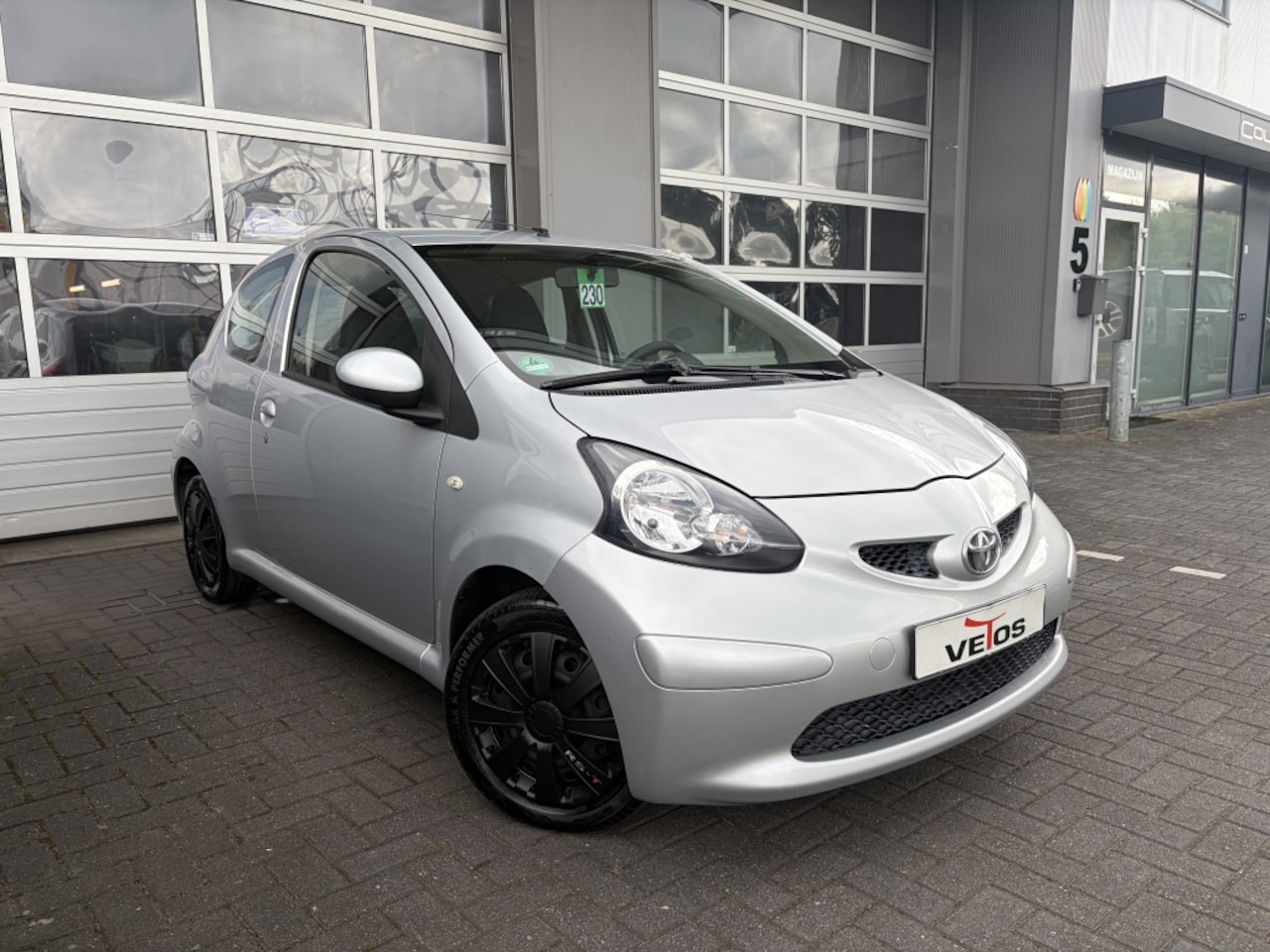 Toyota Aygo - 1.0-12V Cool / AIRCO ! - AutoWereld.nl