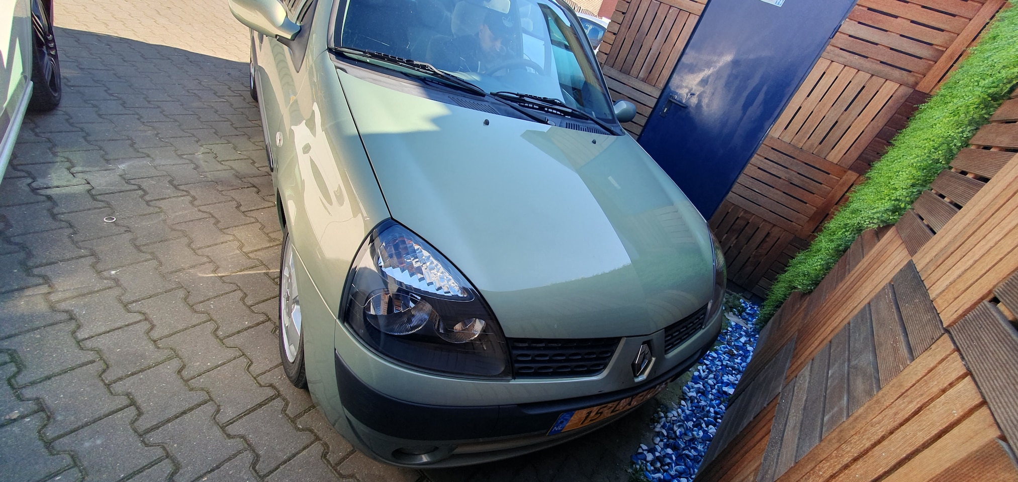 Renault Clio - 1.4-16V Privilège - AutoWereld.nl