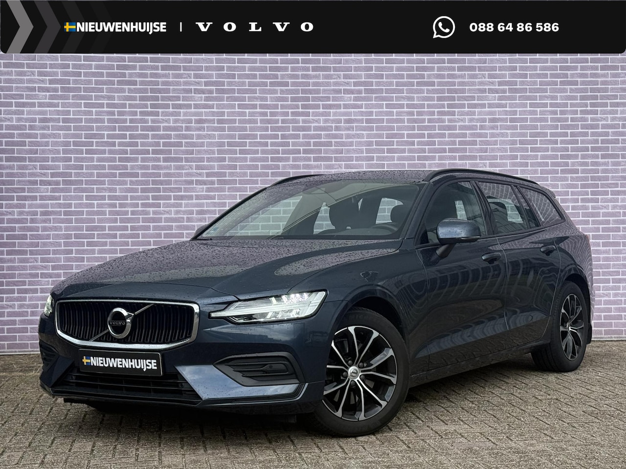 Volvo V60 - 2.0 B3 Momentum Advantage | Trekhaak | Cruise Control | Parkeersensoren V+A | Parkeercamer - AutoWereld.nl