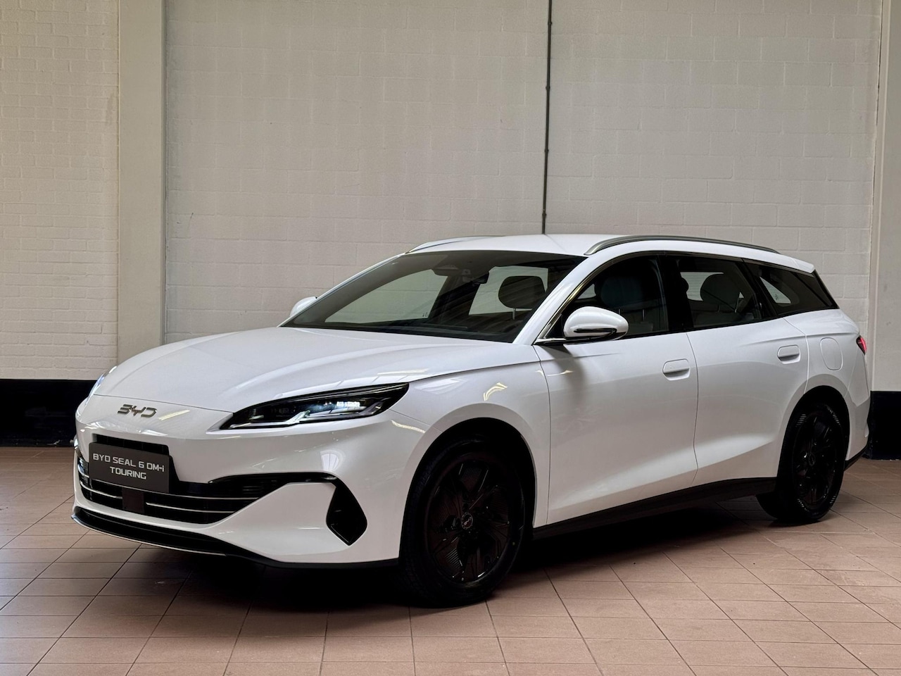 BYD SEAL 6 Touring - 1.5 DM-i Boost | Carplay | - AutoWereld.nl