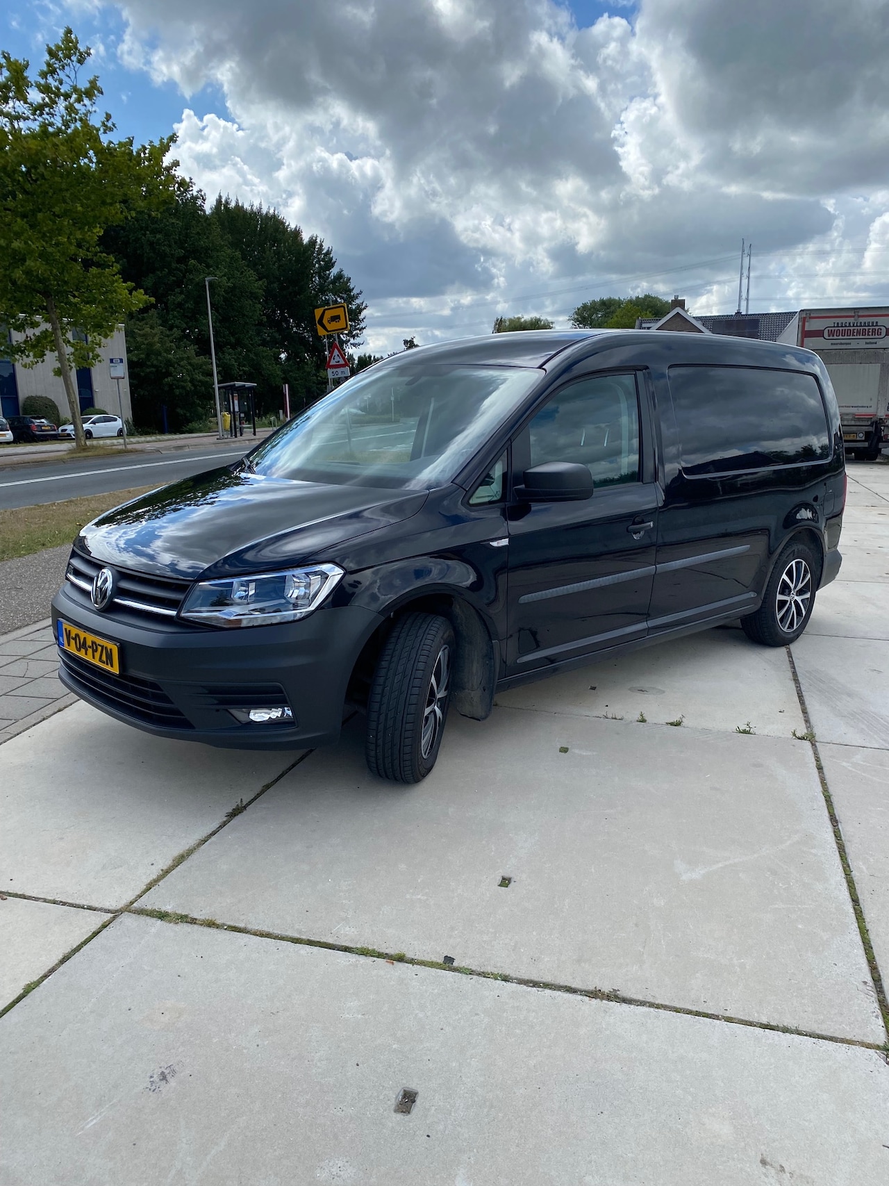 Volkswagen Caddy Maxi - ABT-E Caddy Comfortline L2H1 37.3kW DSG 160KM WLTP 85kw - AutoWereld.nl