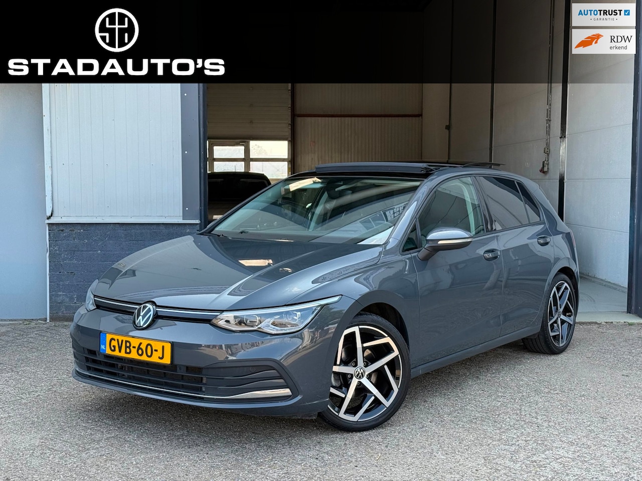 Volkswagen Golf - 2.0 TDI DSG Automaat Pano|Sfeerverlichting|Camera! - AutoWereld.nl