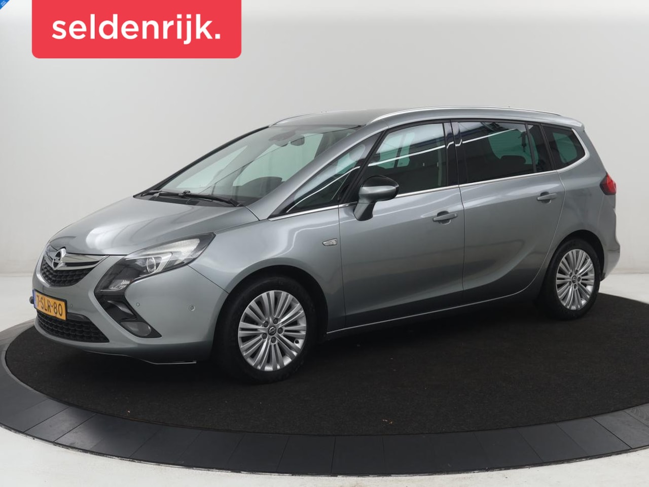 Opel Zafira Tourer - 1.4 Design Edition | Cruise control | Camera | Park assist | Navigatie | Bluetooth | Clima - AutoWereld.nl