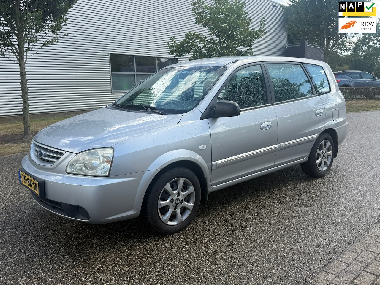 Kia Carens - 1.6 AIRCO | ELEKTR RAMEN | NIEUWE APK | NAP | - AutoWereld.nl