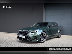 BMW 5-serie Touring - M5 Individual lak Malachite Green II | M Driver's Pack | Carbon | Panoramadak | Trekhaak