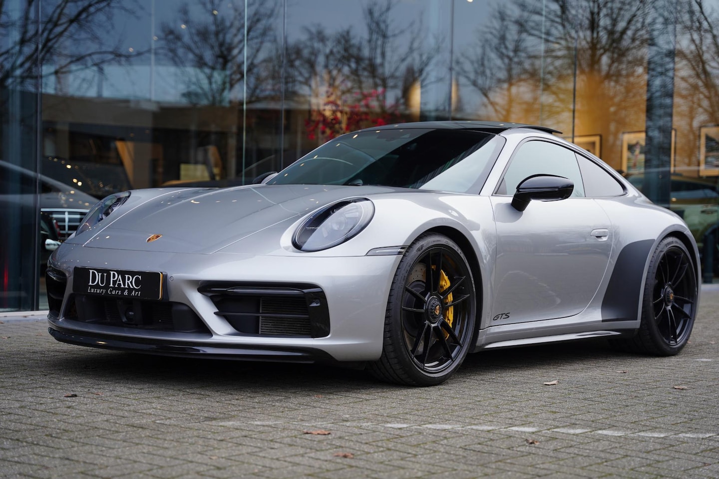 Porsche 911 - 992 3.0 Carrera 4 GTS Lifting Bose Sport Chrono Schuifkanteldak - AutoWereld.nl