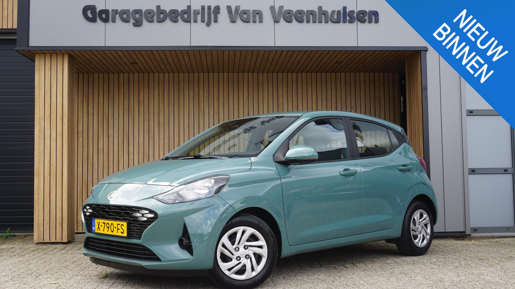 Hyundai i10 - 1.0 67pk comfort Virtual Cruise Navi *39072km* Led A.camera *NL auto* 2de eign - AutoWereld.nl