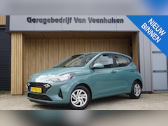 Hyundai i10 - 1.0 67pk Comfort 5Drs Virtual-Cockpit Cruisecontrol Navi A-Camera LED 39072km *NL auto* Ma