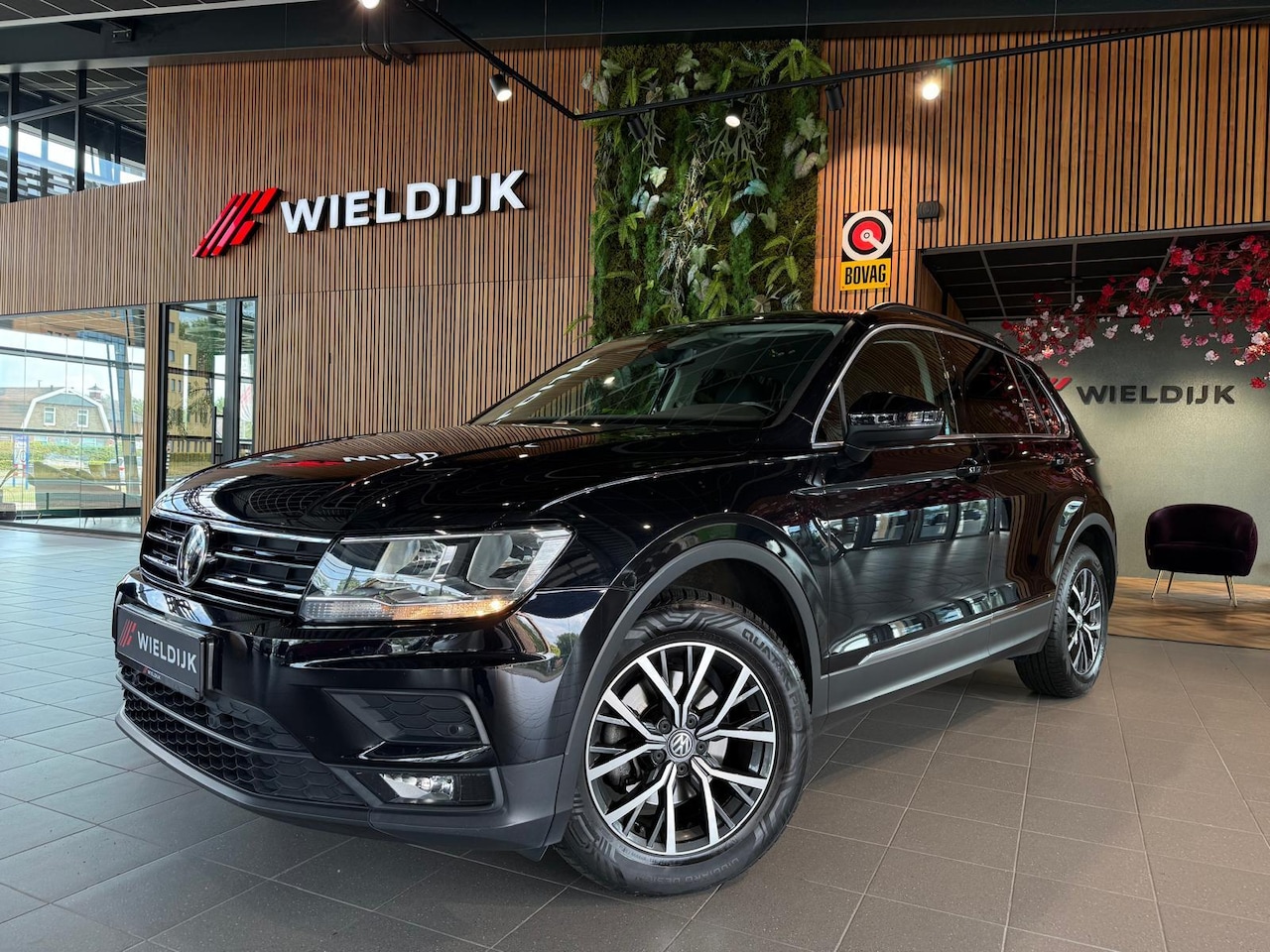 Volkswagen Tiguan - 1.5 TSI ACT Highline trekhaak - AutoWereld.nl