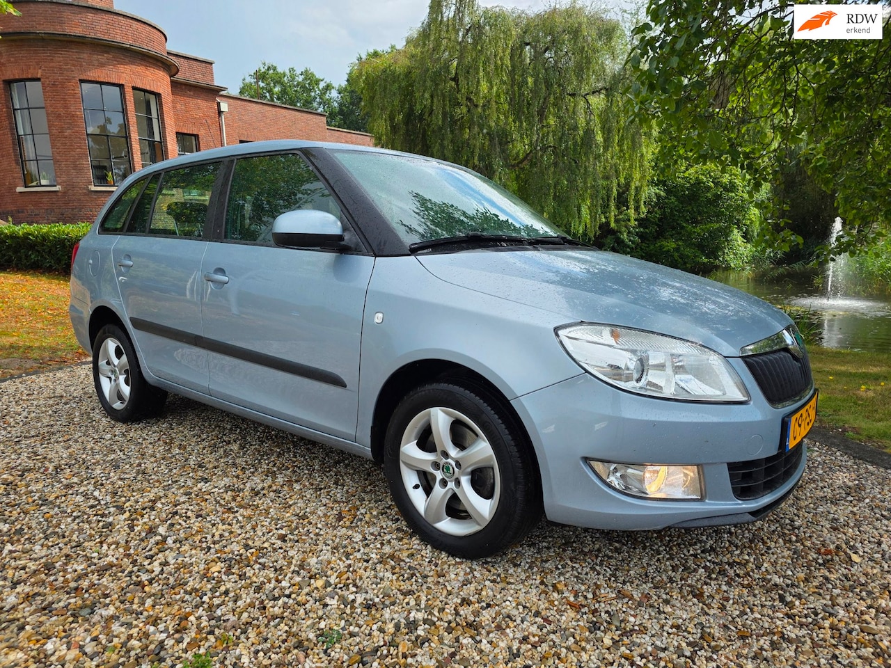 Skoda Fabia Combi - 1.2 TSI AUTOMAAT/airco/CRUISE - AutoWereld.nl