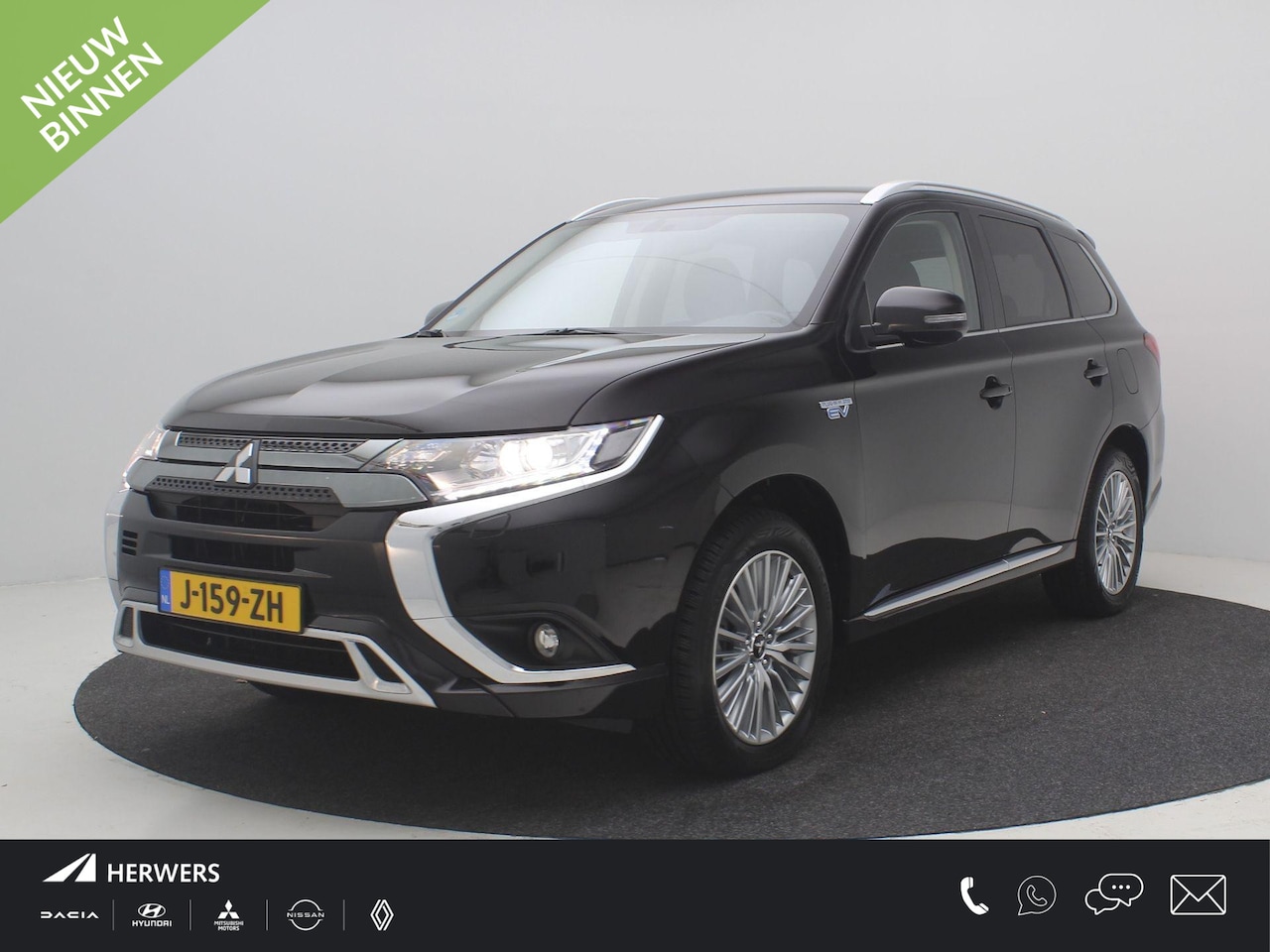 Mitsubishi Outlander - 2.4 PHEV Pure / Stoelverwarming / / Navigatie via Android Auto/Apple Carplay / Cruise Cont - AutoWereld.nl