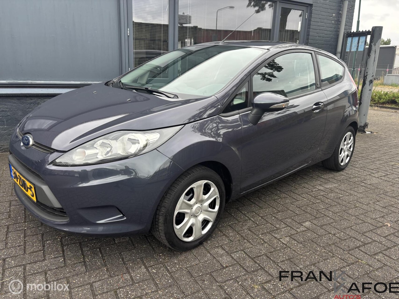 Ford Fiesta - 1.25 Limited Airco CV afst. Elek.ramen & spiegels AUX 5drs - AutoWereld.nl