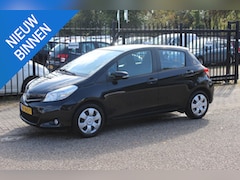 Toyota Yaris - 1.3 VVT-i Aspiration, Airco, Trekhaak