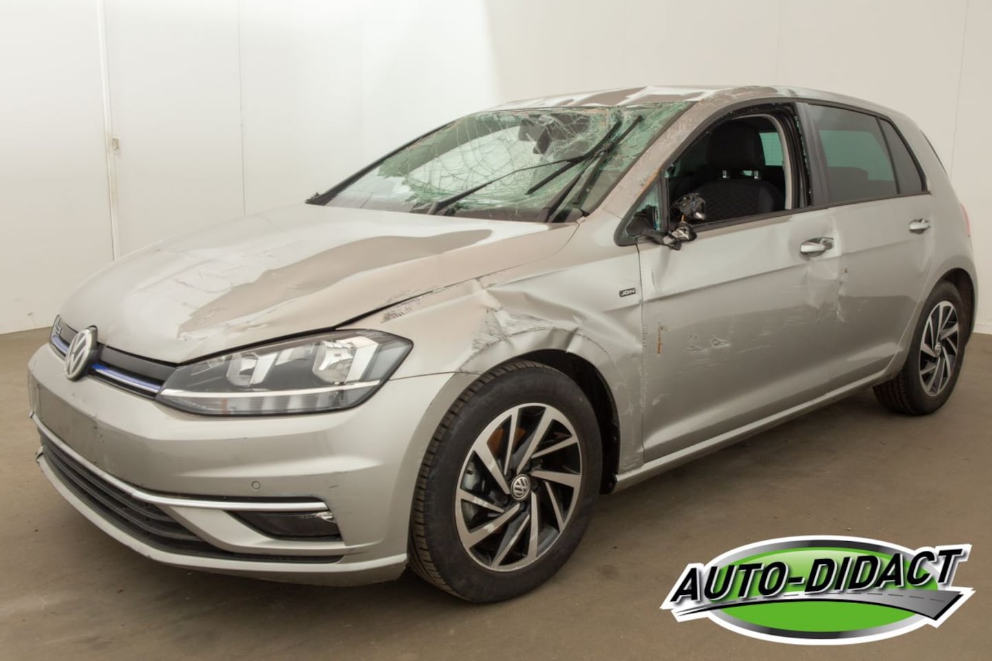 Volkswagen Golf - 1.5 TSI Automaat Navi Camera Clima Comfortline - AutoWereld.nl