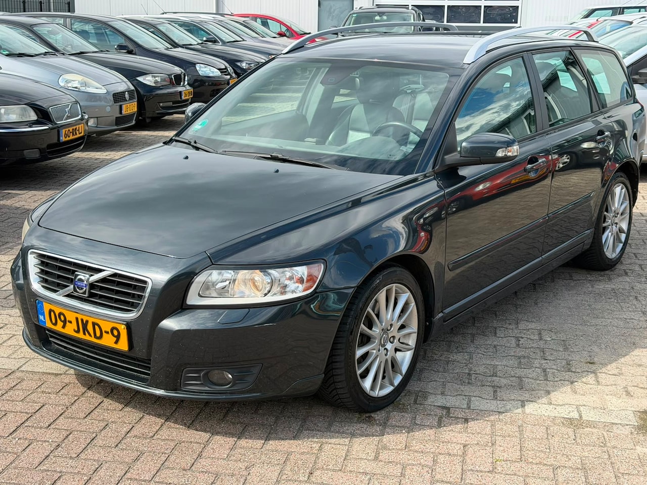 Volvo V50 - 2.0D Edition II Automaat 2009 Sportvelgen - AutoWereld.nl