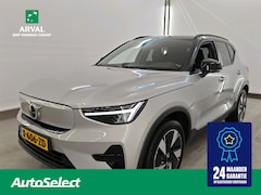 Volvo XC40 - Single Motor Essential 69 kWh 238pk | SOH 93% | Trekhaak | Zwart dak | Camera | CarPlay |