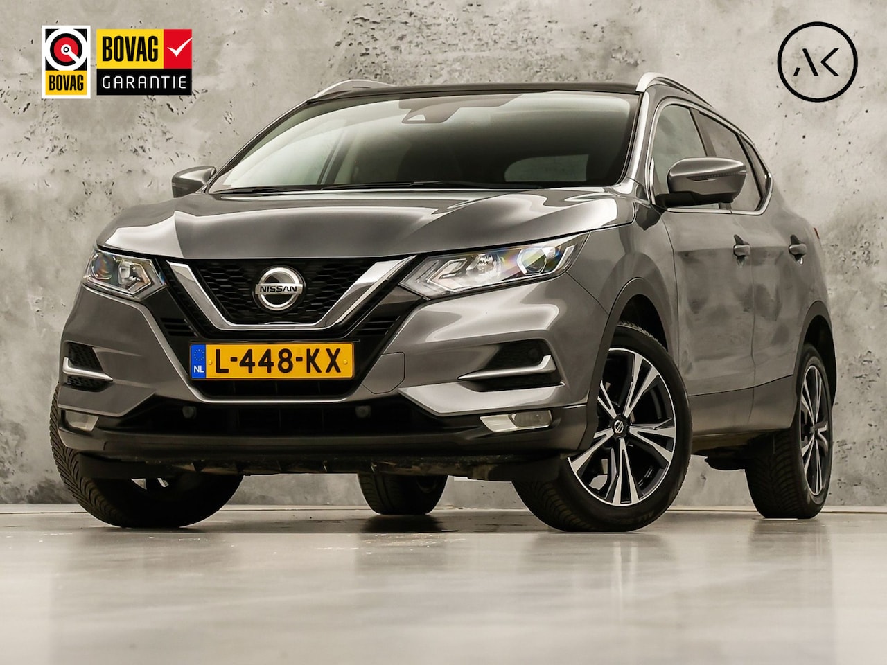 Nissan Qashqai - 1.3 DIG-T Sport 159Pk Automaat (PANORAMADAK, APPLE CARPLAY, NAVIGATIE, 360 CAMERA, GETINT - AutoWereld.nl