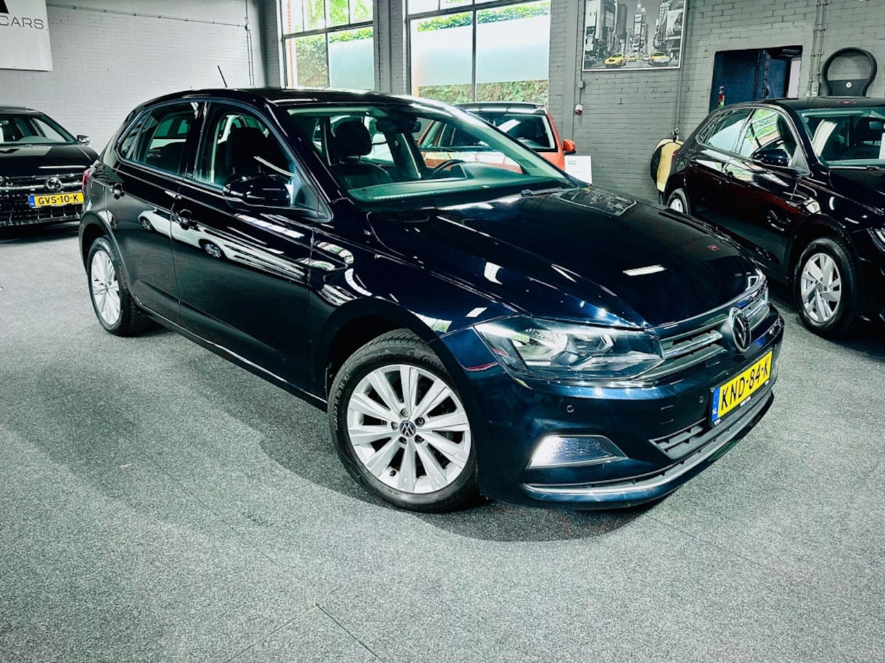 Volkswagen Polo - 1.0 TSI Highline CRUISE - AUTOMATISCH CLIMA - STOELVW - NAVI - CARPLAY - PDC - APK - AutoWereld.nl