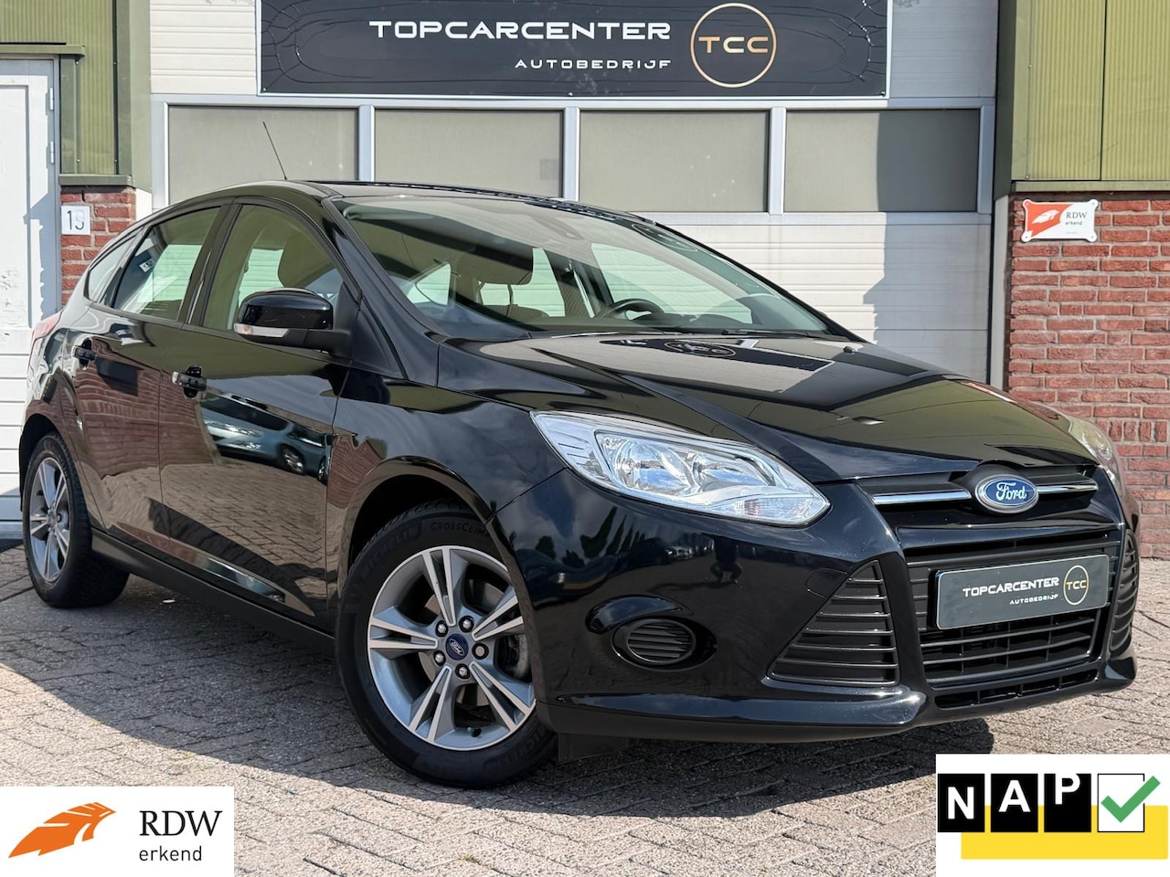 Ford Focus - 1.0 EcoBoost Edition/AIRCO/TREKH/CRUISE/APK/NAP - AutoWereld.nl