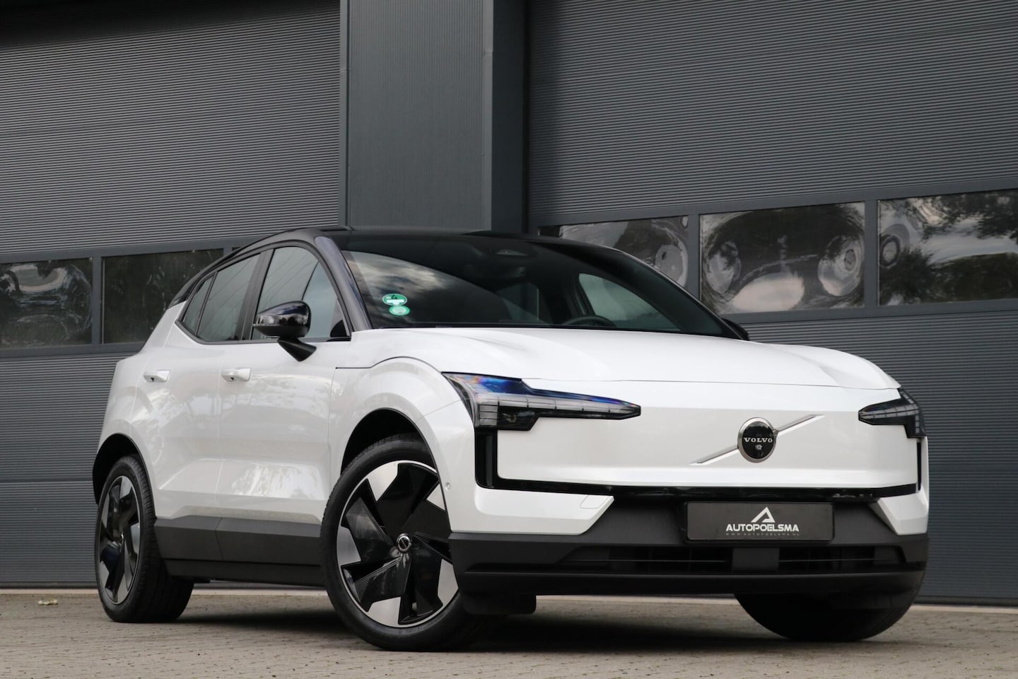 Volvo EX30 - Twin Motor Performance Ultra 69 kWh 429PK Panodak Trekhaak Warmtepomp AdaptivCruise Harman - AutoWereld.nl