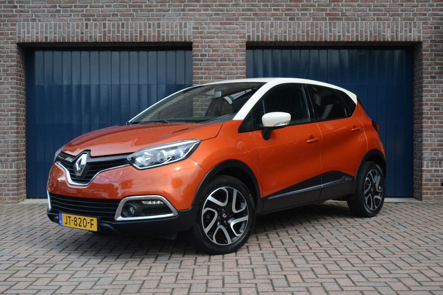 Renault Captur - 0.9 TCe Dynamique | Trekhaak | Keyless | Clima | Camera | Navigatie | Getint glas - AutoWereld.nl