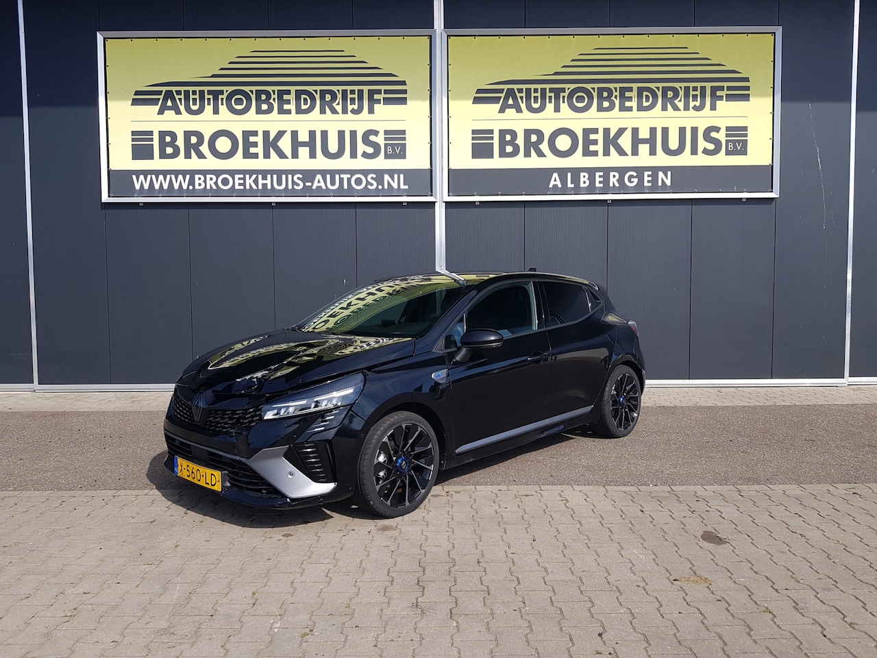 Renault Clio - 1.6 E-Tech Full Hybrid 145 esprit Alpine 1.6 E-Tech Full Hybrid 145 Esprit ALPINE - AutoWereld.nl