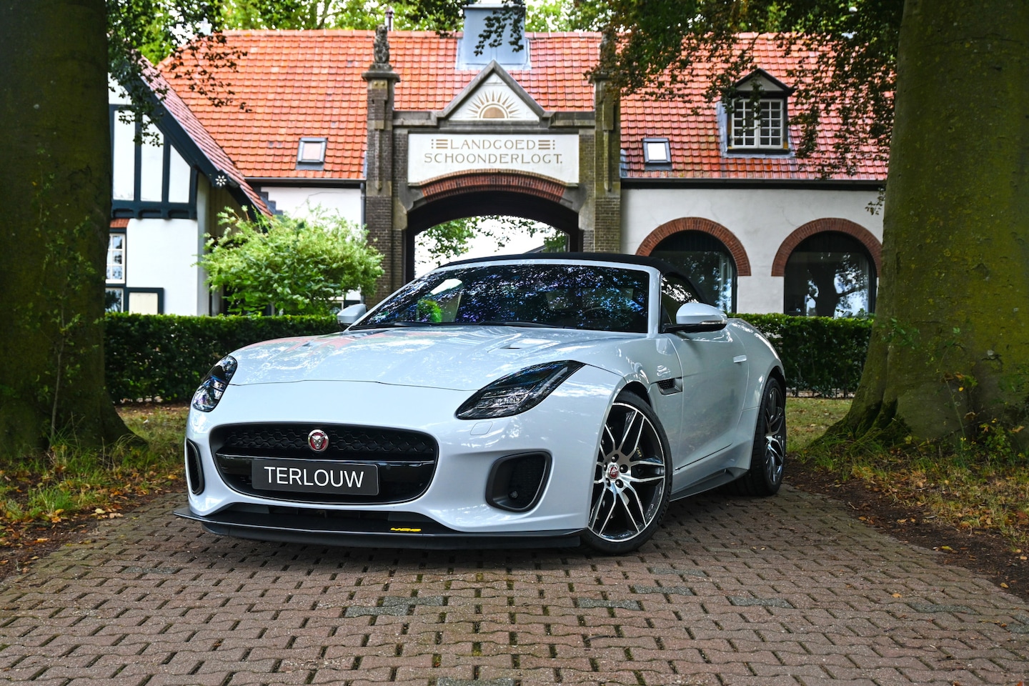 Jaguar F-type - 3.0 V6 AWD 400 Sport 3.0 V6 AWD 400 Sport - AutoWereld.nl