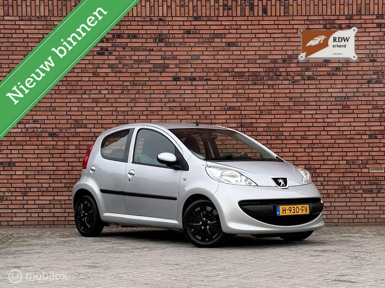 Peugeot 107 - 1.0-12V XR 1.0-12V XR - AutoWereld.nl
