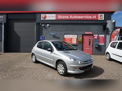 Peugeot 206 - 1.4 Forever