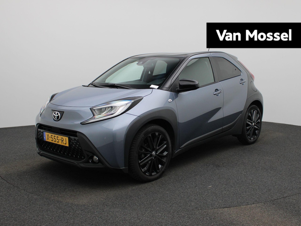 Toyota Aygo X - 1.0 VVT-i MT Premium | JBL Audio | Camera | Stoelverwarming | Lichtmetalen Velgen 18'' | P - AutoWereld.nl