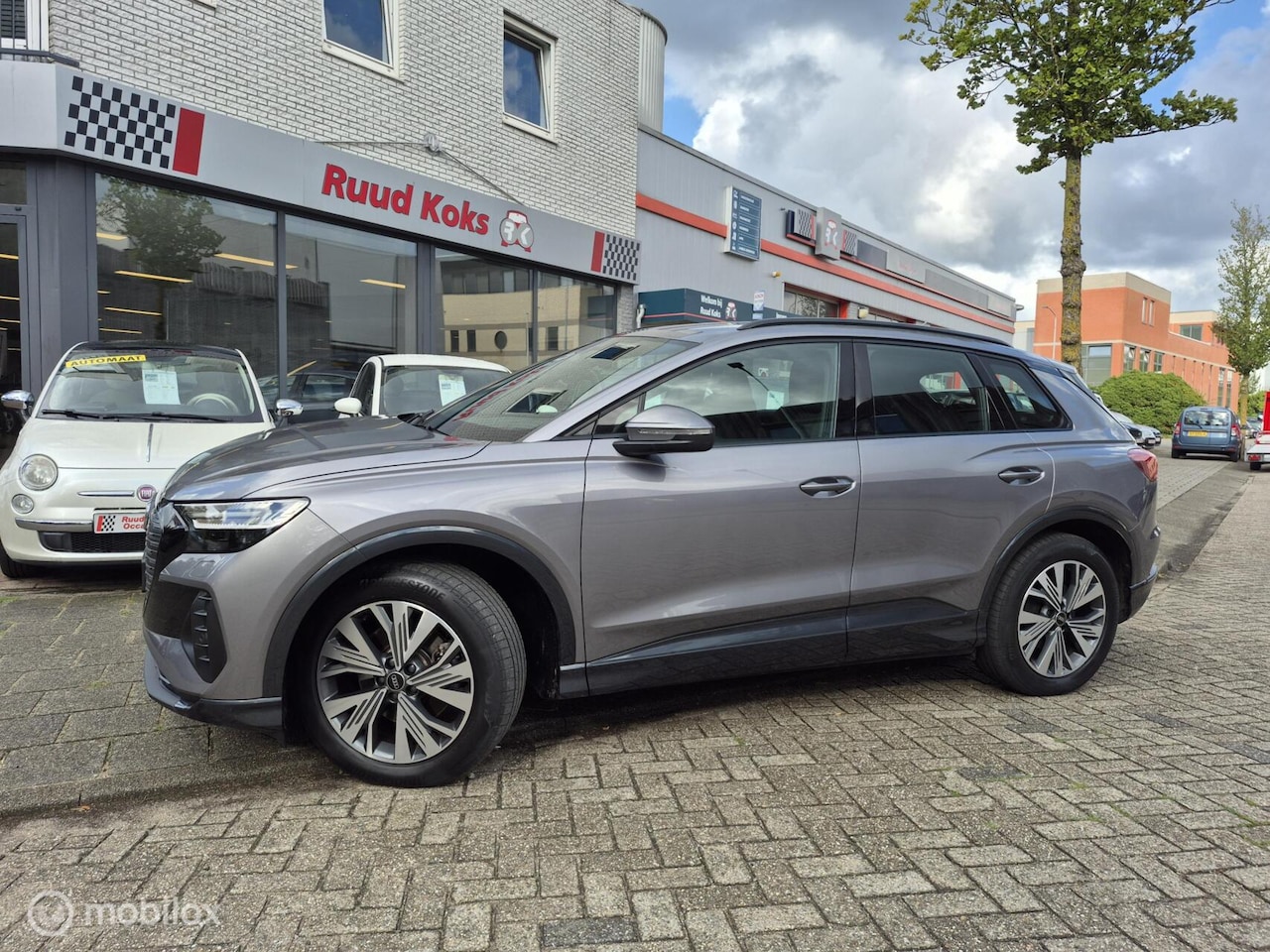 Audi Q4 e-tron - 35 LAUNCH EDITION ADVANCED 55 kWh • 1E EIGENAAR • - AutoWereld.nl