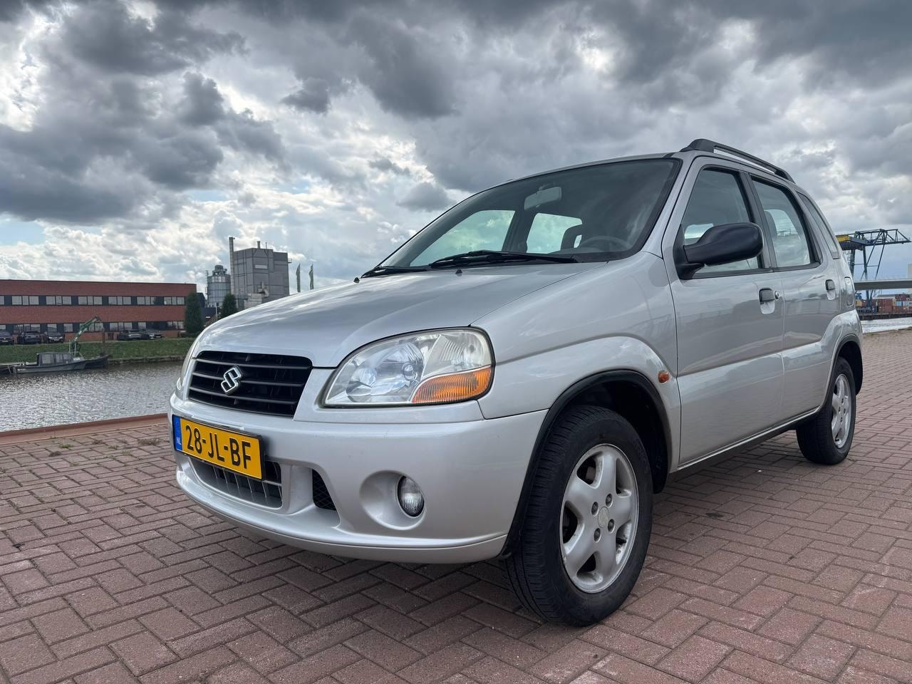 Suzuki Ignis - 1.3-16V GS /St.bkr/Hoge instap/Nieuwe APK - AutoWereld.nl