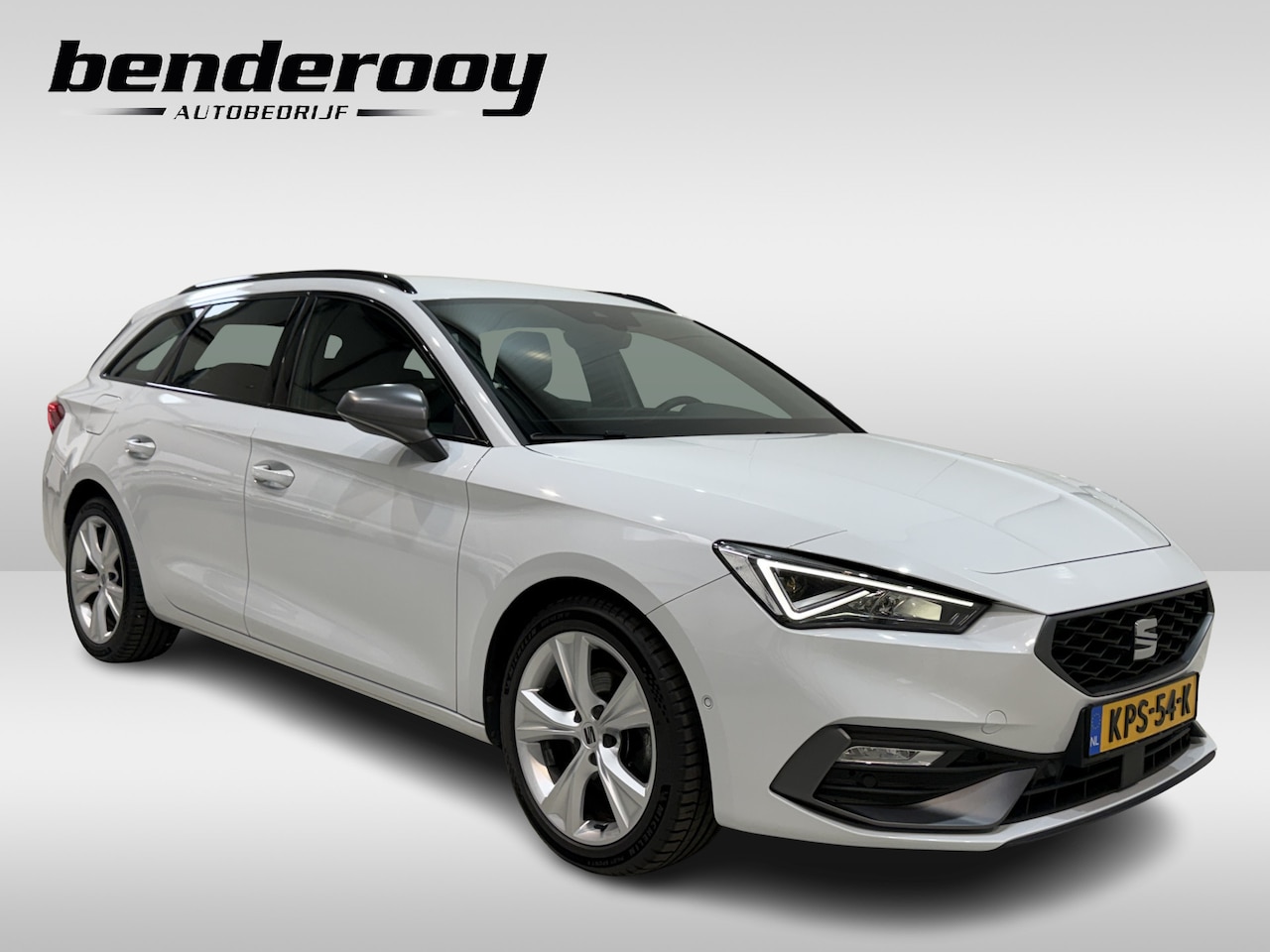 SEAT Leon Sportstourer - 1.0 eTSI 110pk DSG FR | Leder - AutoWereld.nl